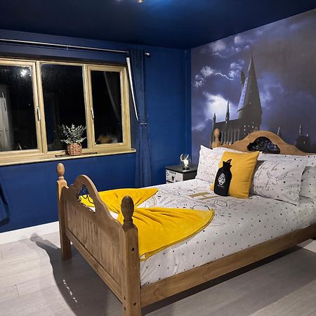 Hogwarts Apartment Abbots Langley Exteriér fotografie